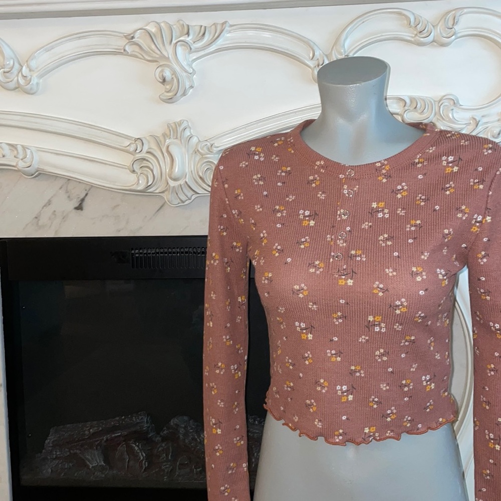 🎉Host Pick! 🎉 Popular 21 crop top